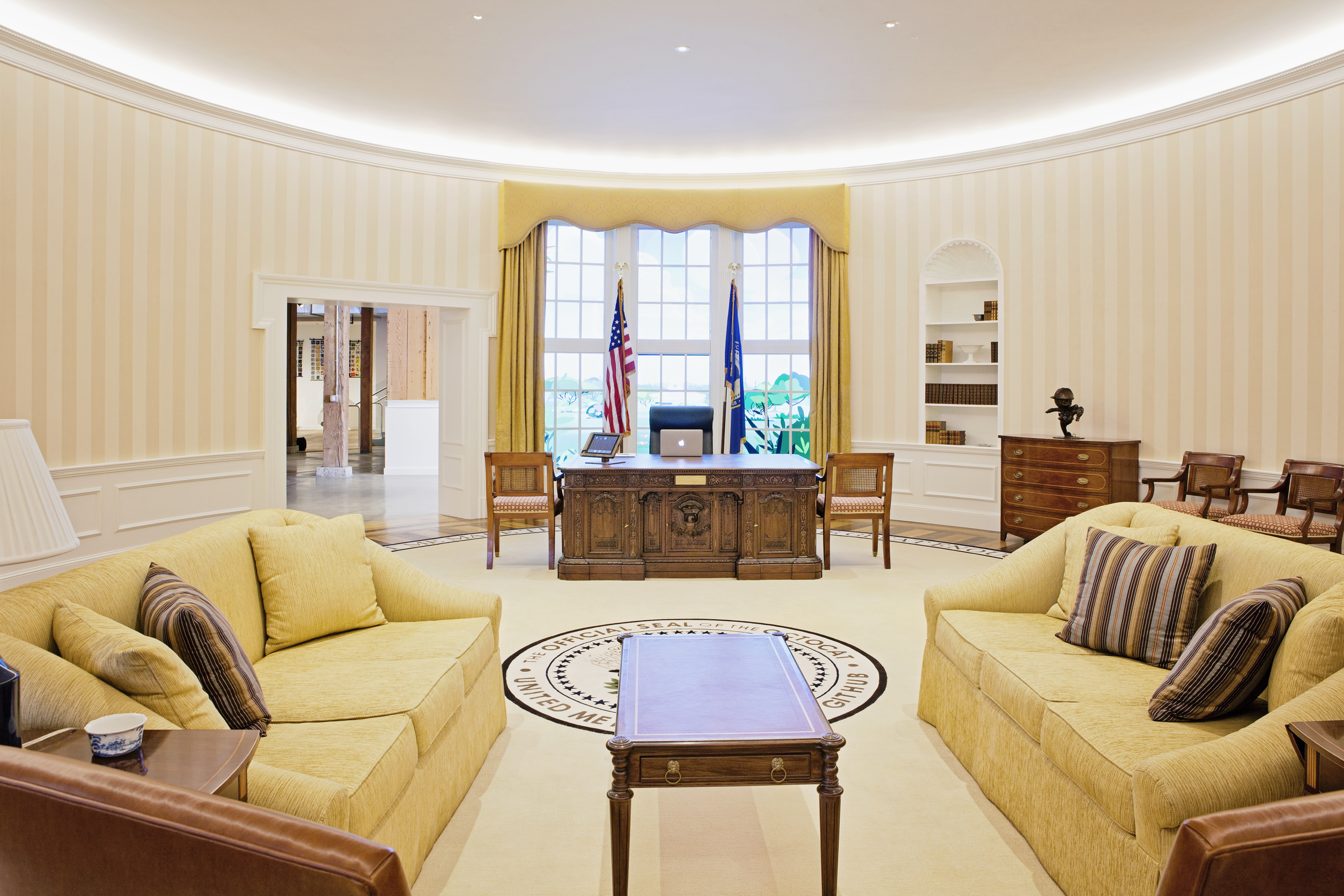 Picture of old GitHub HQ entryway made to closely resemble the oval office from the white house